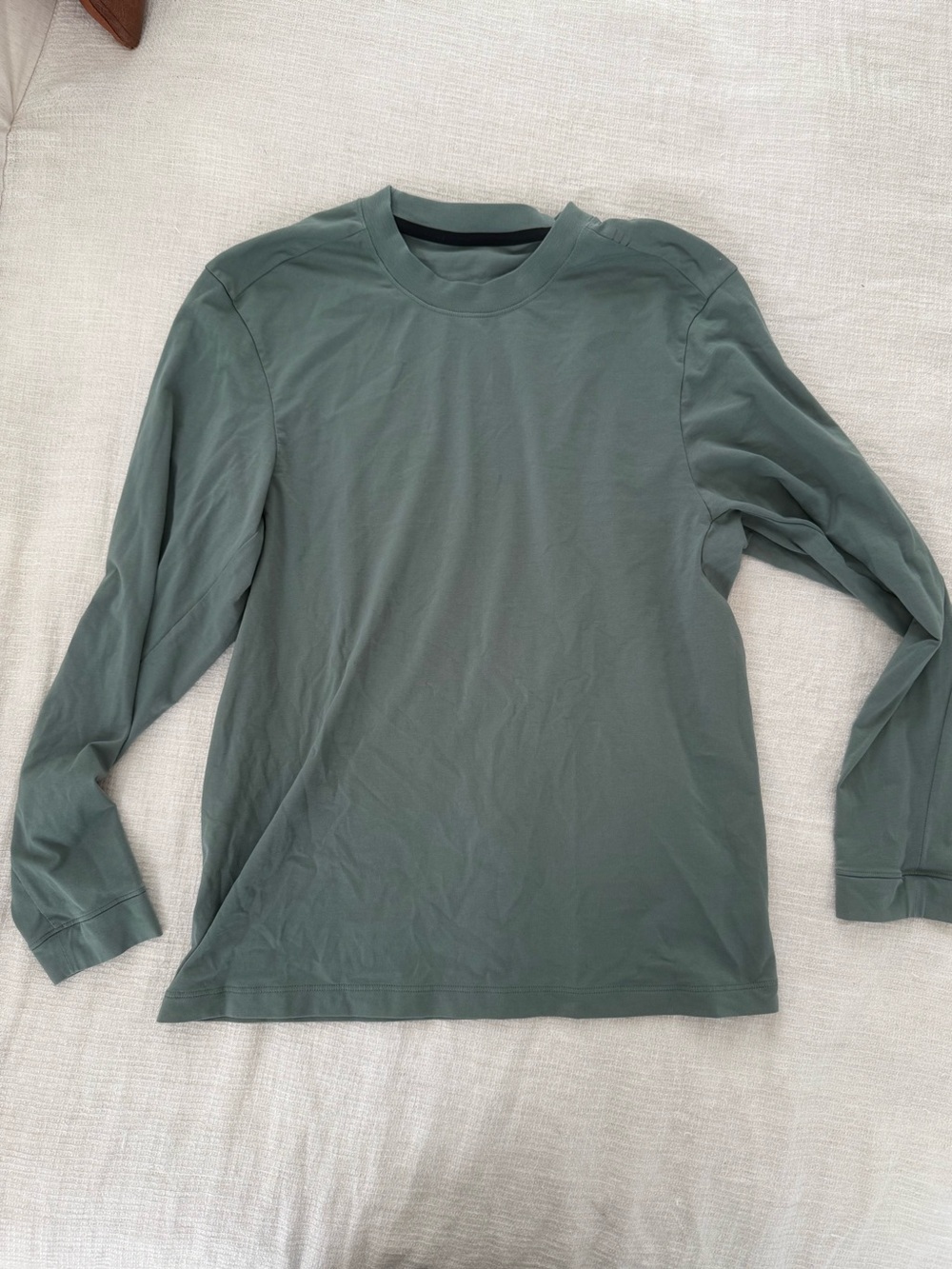 Men's Lululemon Long Sleeve Crew Neck Shirt - Sage Green